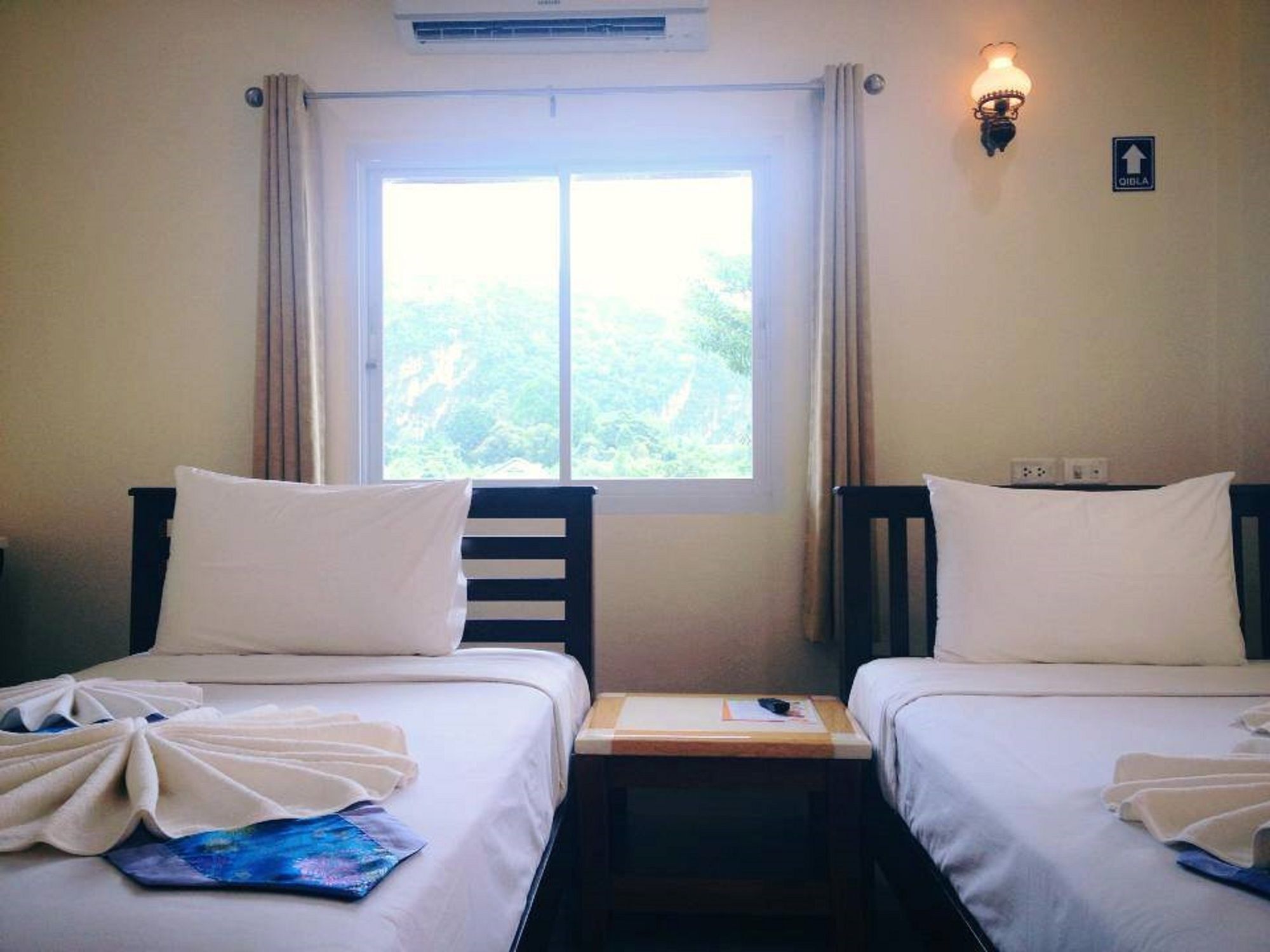 Naris Phuview Resort Satun Exterior foto